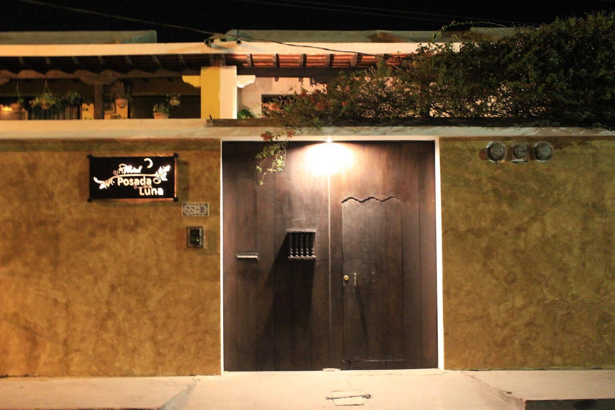 Hotel Posada De La Luna Antigua Eksteriør bilde