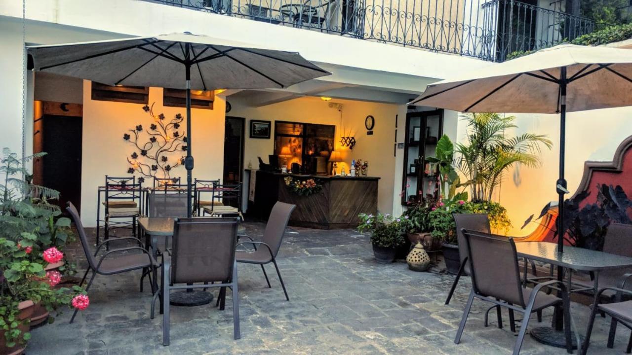 Hotel Posada De La Luna Antigua Eksteriør bilde
