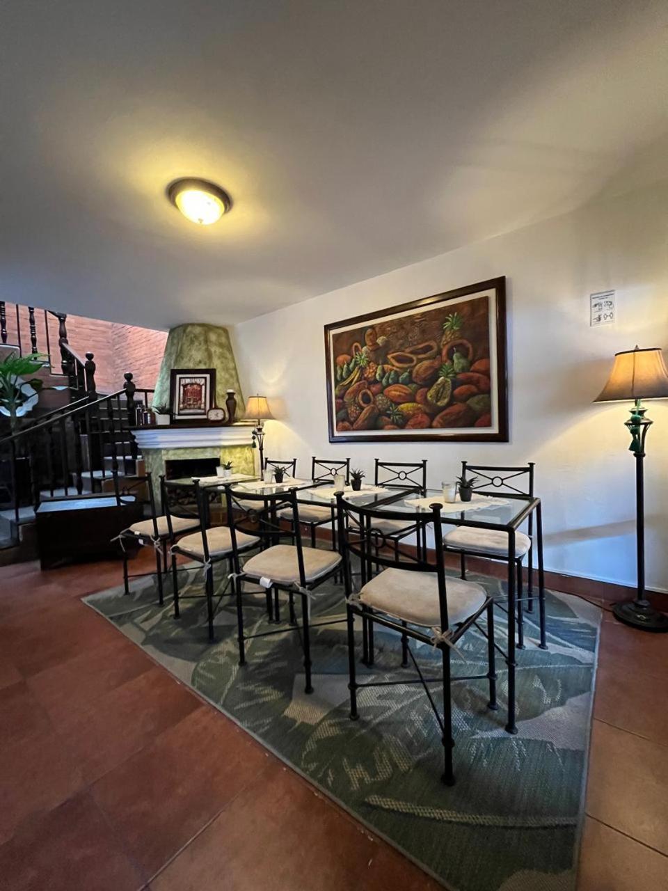 Hotel Posada De La Luna Antigua Eksteriør bilde