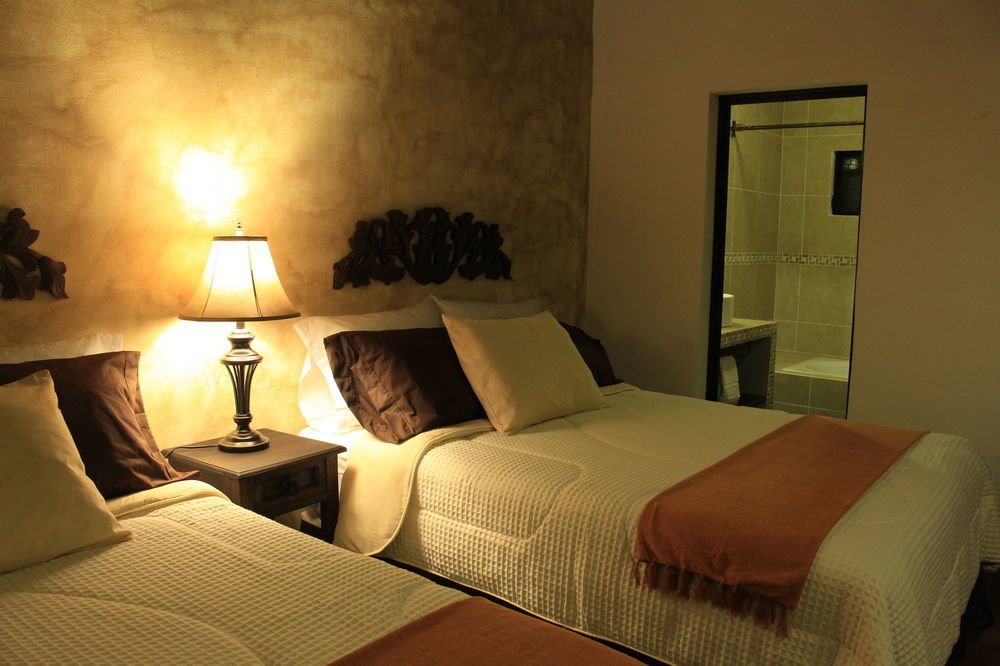 Hotel Posada De La Luna Antigua Eksteriør bilde