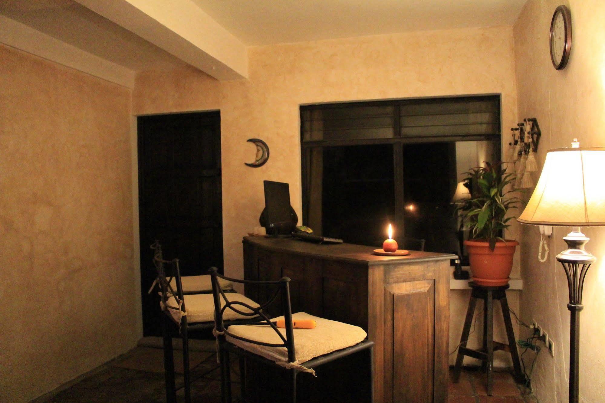 Hotel Posada De La Luna Antigua Eksteriør bilde