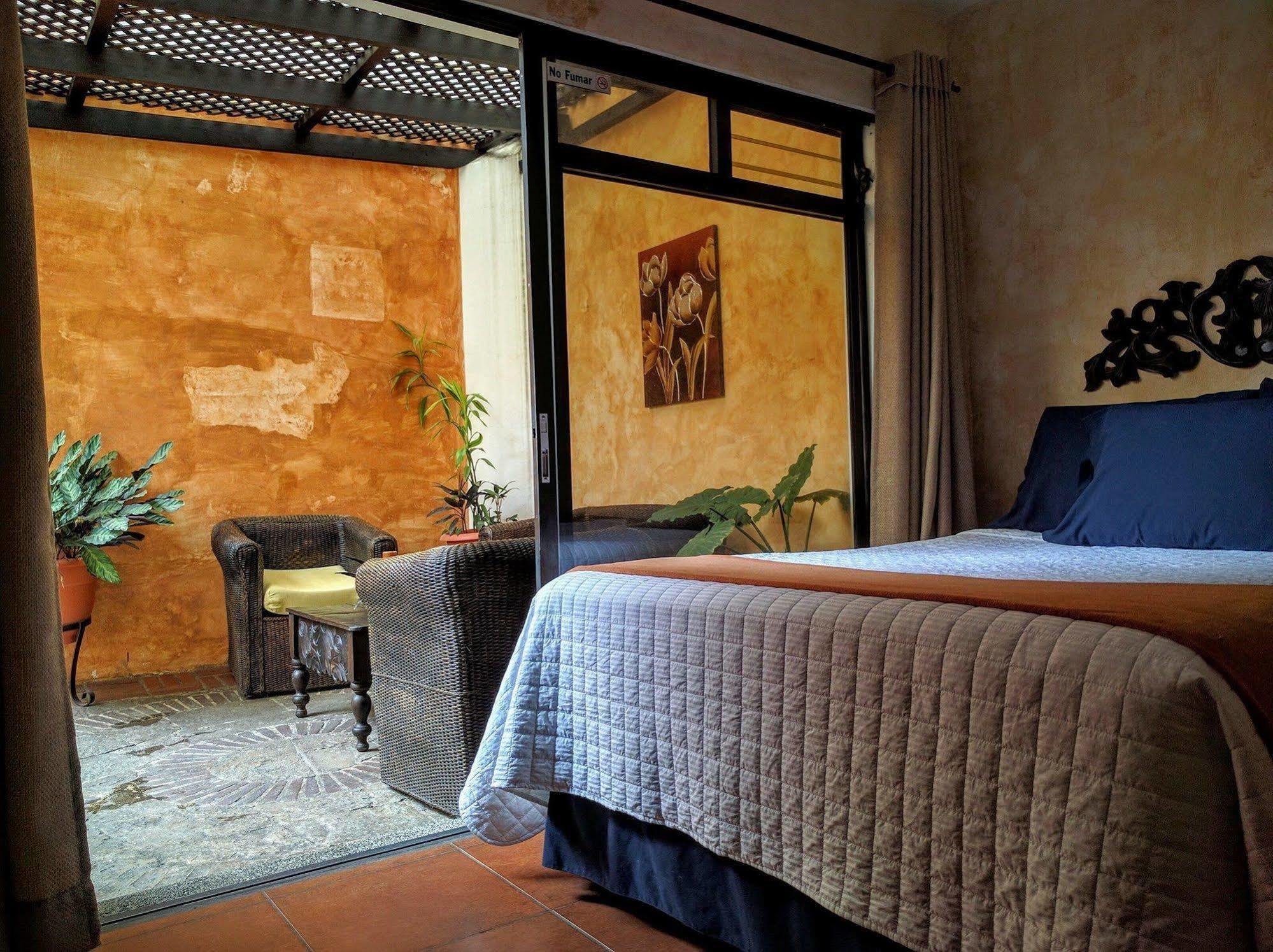 Hotel Posada De La Luna Antigua Eksteriør bilde